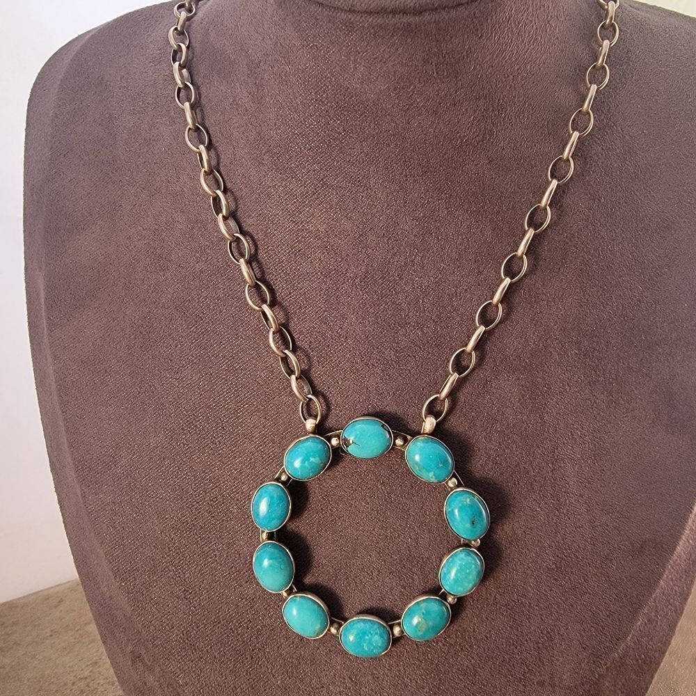 Sterling Dorothy Secatero Navajo Kingman Blue Turquoise Circle Necklace - Picture 4 of 13